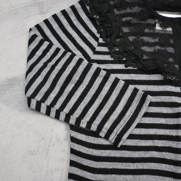 Areve Sweater Womens L Black Gray Cardigan Long Sleeve Stripe Button Knit Lace - Picture 12 of 16